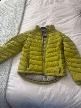 L.L. Bean Kids Lightweight Puffer Jacket in Chartreuse Green
